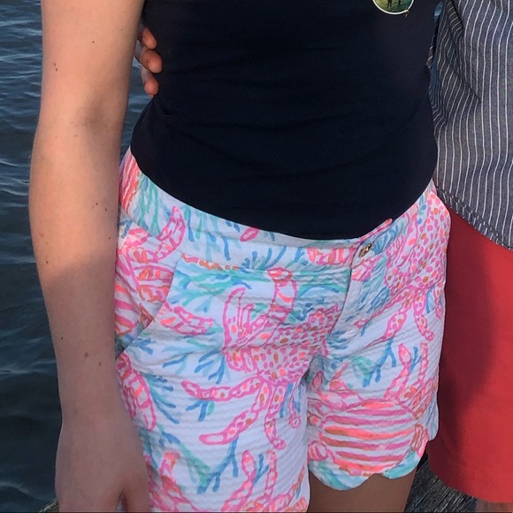 Lilly Pulitzer buttercup getting steamy shorts - Picture 2 of 8